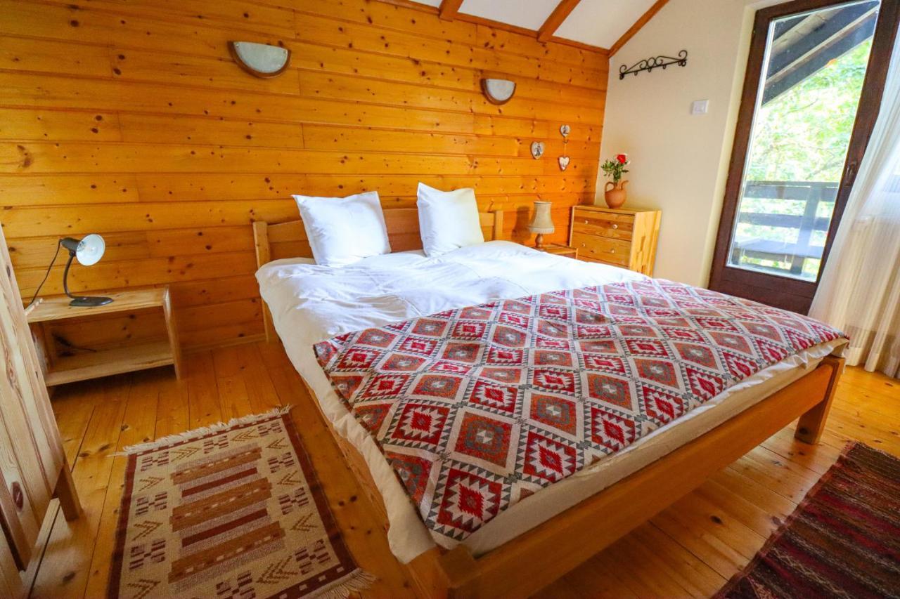 Mountain Family Chalet On Prahova Valley كومارنيك المظهر الخارجي الصورة